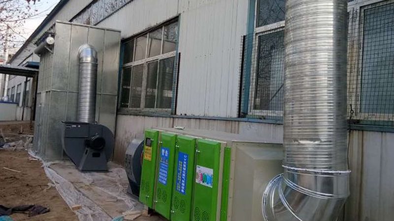医用级空气净化设备：价格背后的考量因素**